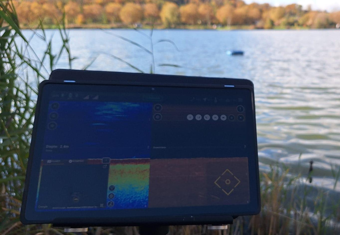 pêche bateau amorceur étang tronc du chene